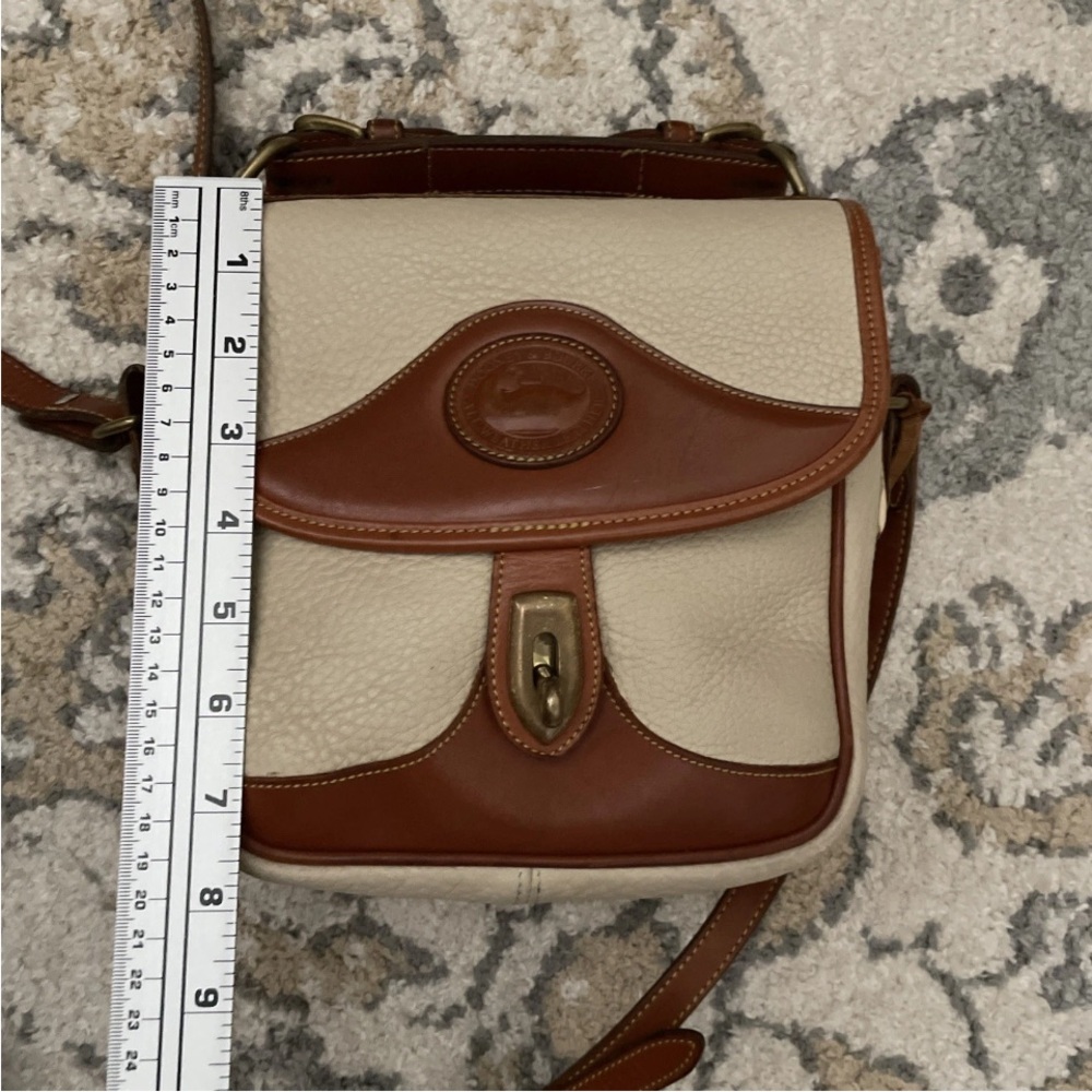 Vtg. Dooney & Bourke Surrey Satchel Crossbody Leather Pebble Grain Cream/Cognac - Picture 15 of 16